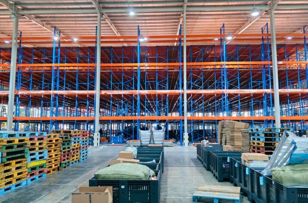 Maksimalkan Ruang Gudang dengan Solusi Racking yang Efisien